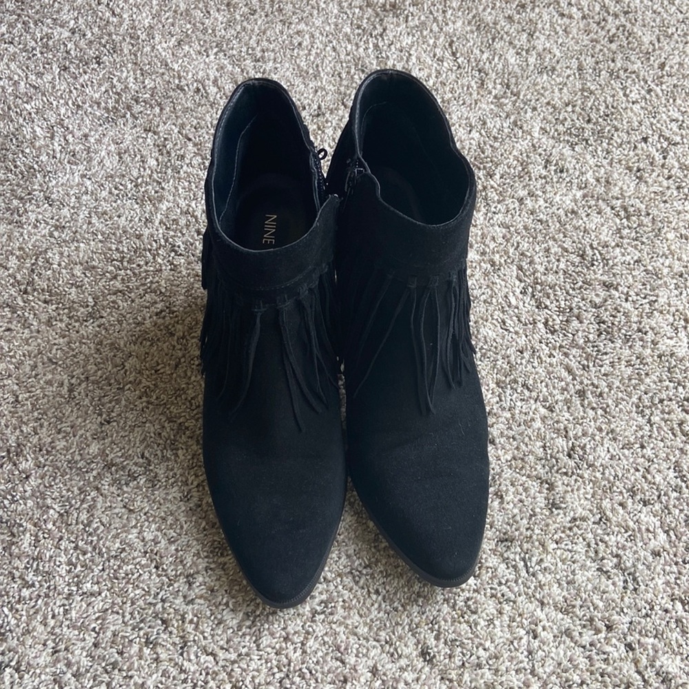 Nine West Black High Heeled Booties w Boho Fringe
